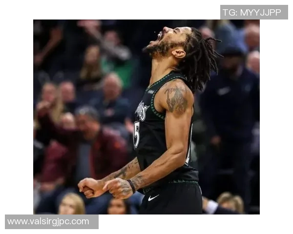 李昊在关键时刻扑救绝杀展现英雄本色助队逆转胜利