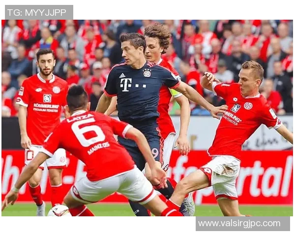 奥格斯堡主场狂胜弗赛堡,全队发挥出色获得重要胜利! 奥格斯堡主场狂胜弗赛堡,全队发挥出色获得重要胜利!