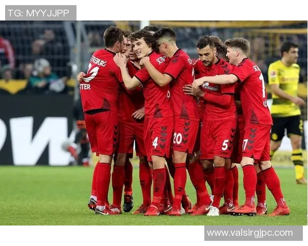 弗赖堡主场遭遇三连败,霍芬海姆逆袭获胜令人惊讶 弗赖堡主场遭遇三连败,霍芬海姆逆袭获胜令人惊讶