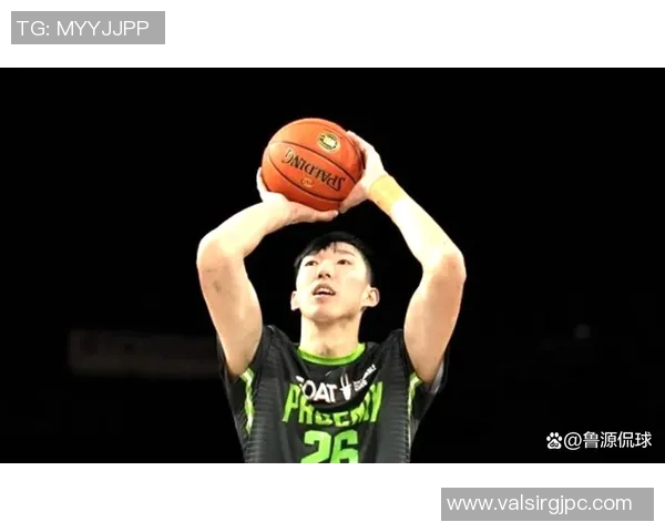 周琦正式加盟辽宁本钢，强力外援亮相CBA赛场